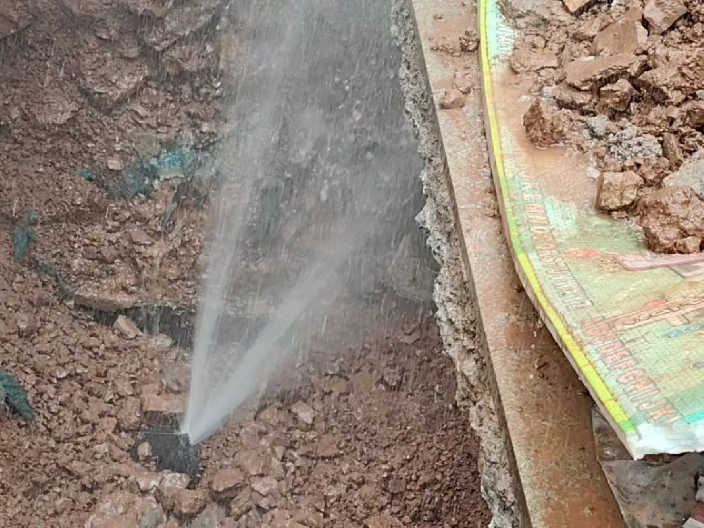桑珠孜区消防水管漏水检测定点开挖